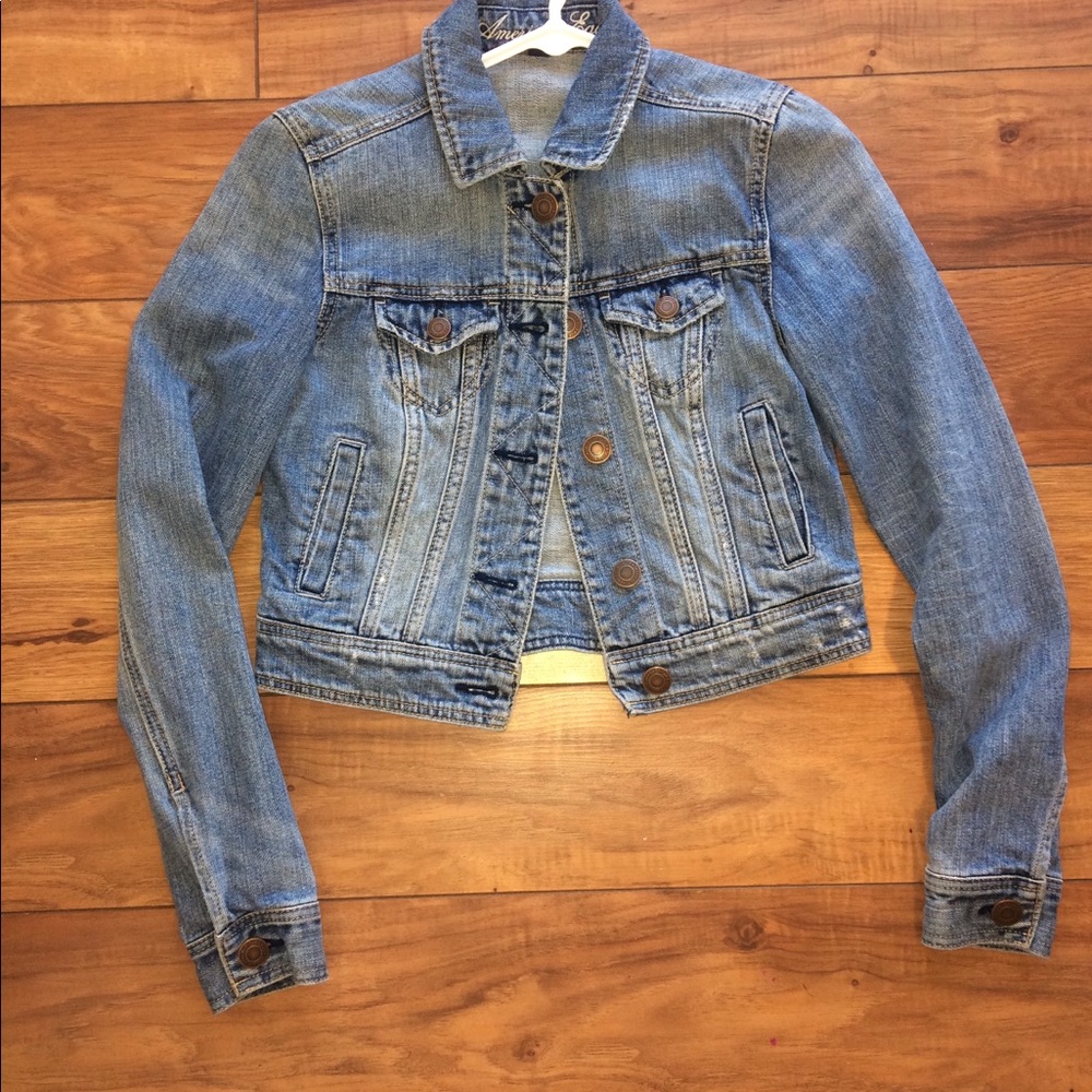jean jacket American eagle